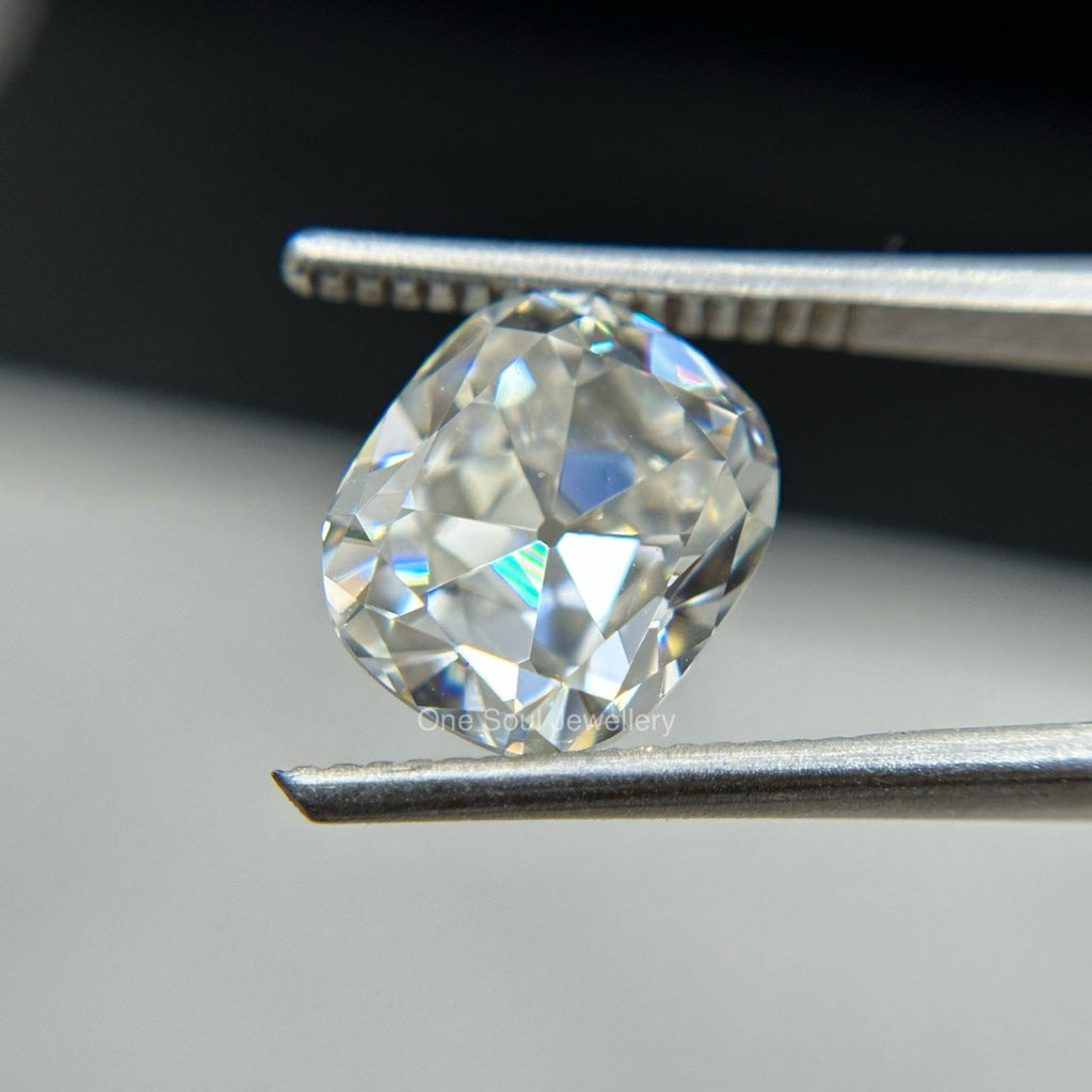 Vintage 3.60 CT Near Colorless Old Mine Cushion Moissanite, VVS Antique Moissanite for Custom Engagement Ring, Wedding Jewelry, Pendants etc