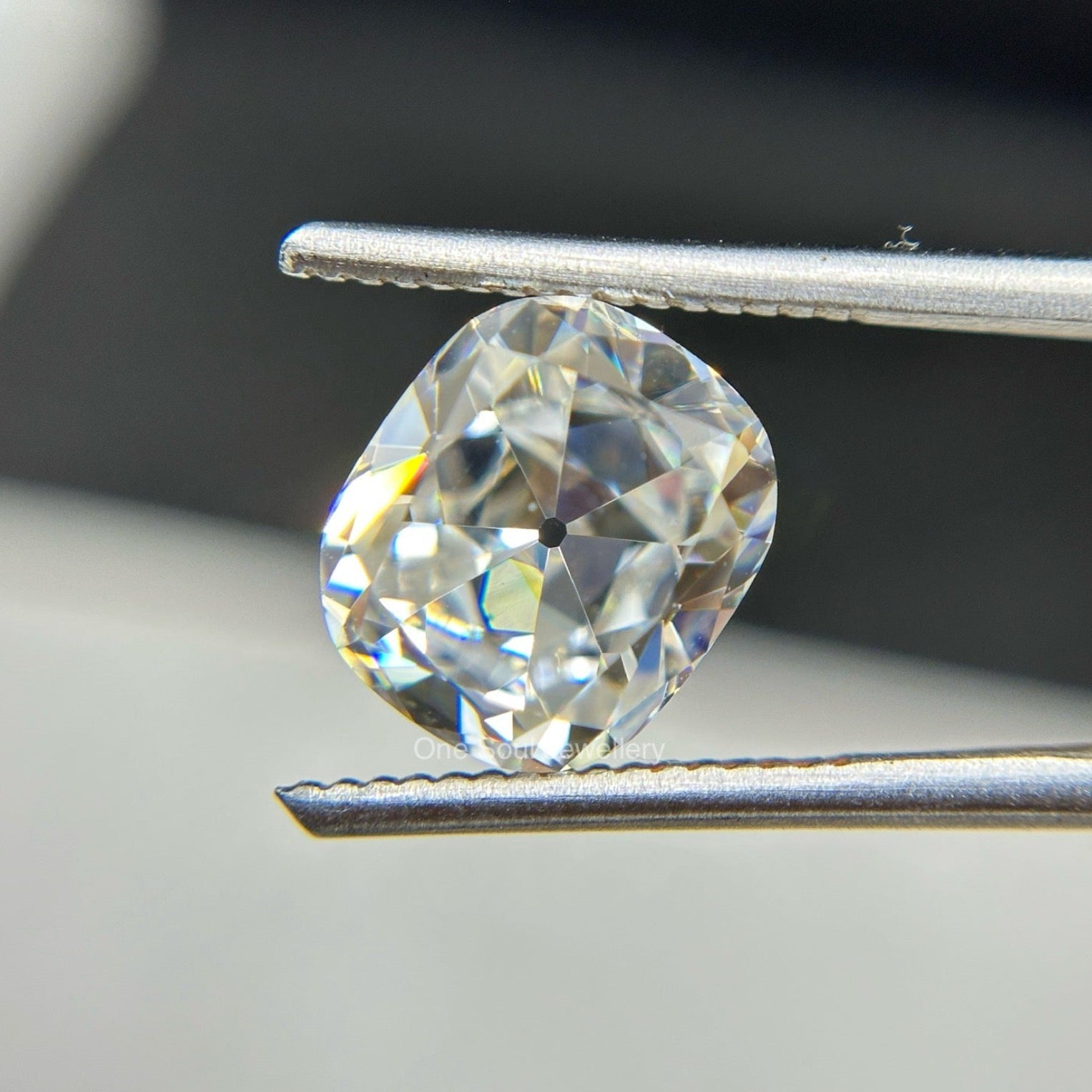 Vintage 3.60 CT Near Colorless Old Mine Cushion Moissanite, VVS Antique Moissanite for Custom Engagement Ring, Wedding Jewelry, Pendants etc