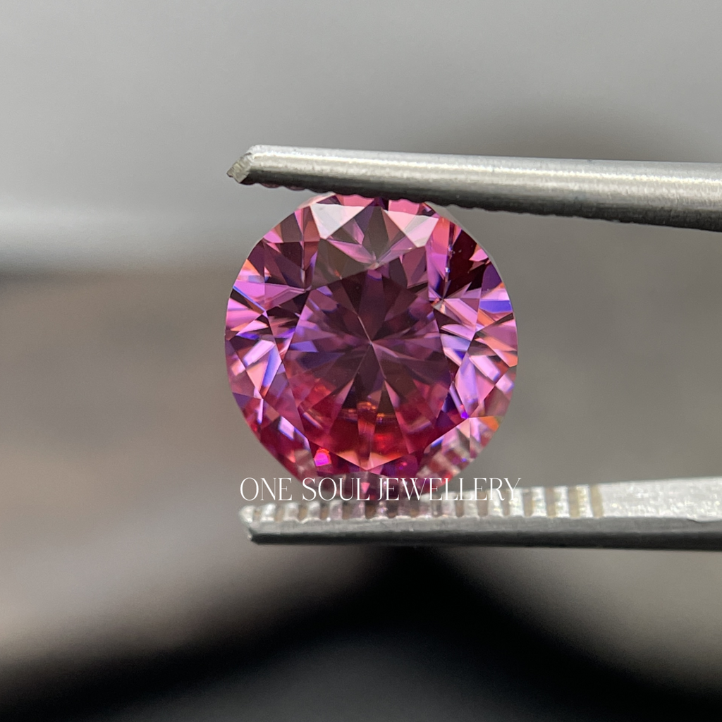 Oval Shape Pink Color VVS Loose Moissanite / 10MM x 12MM Oval Pink Moissanite for Jewelry, Necklace, Engagement Ring / Fancy Moissanite Gift
