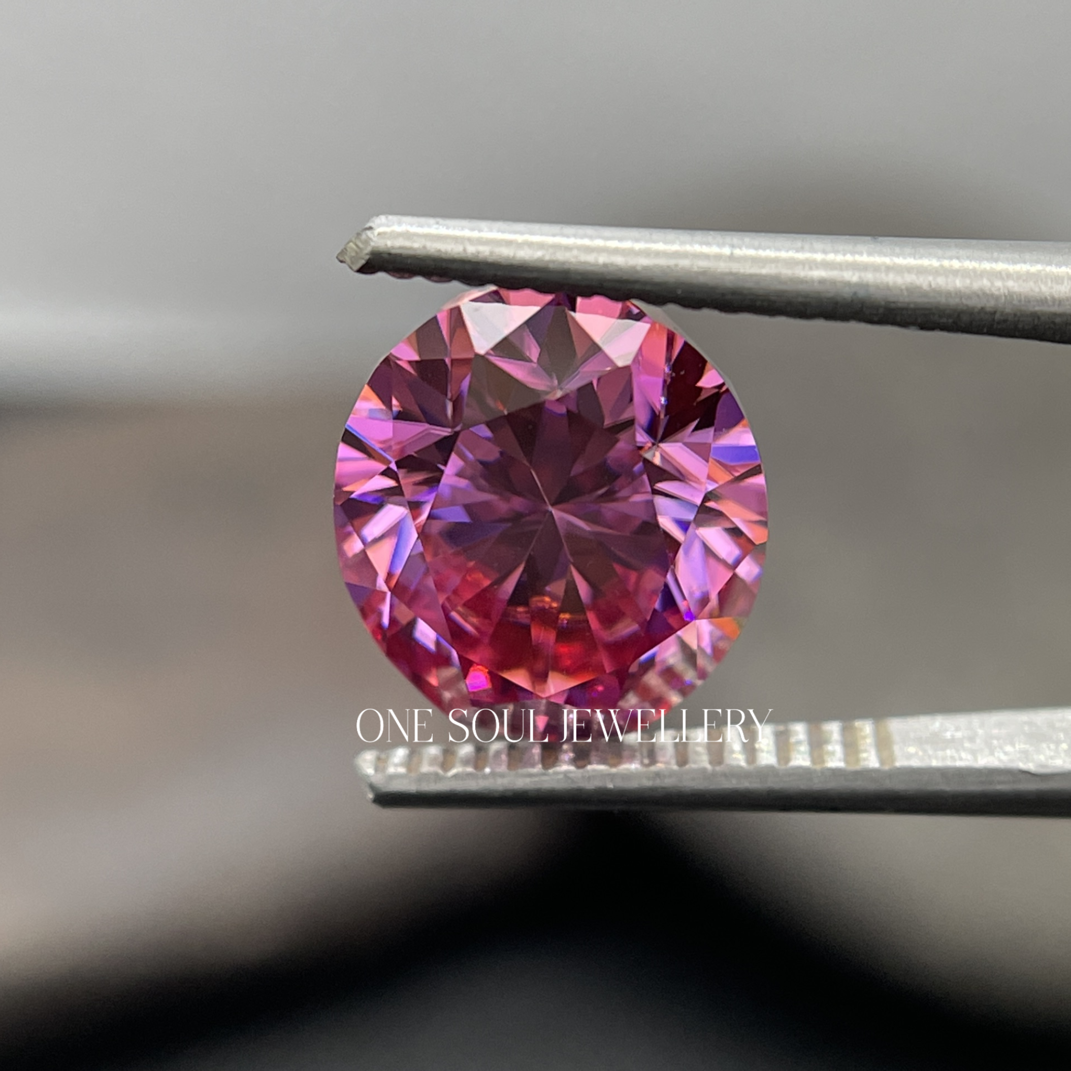 Oval Shape Pink Color VVS Loose Moissanite / 10MM x 12MM Oval Pink Moissanite for Jewelry, Necklace, Engagement Ring / Fancy Moissanite Gift