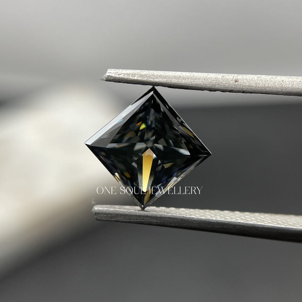 1.00 to 5.00 CT Dark Grey Princess Cut Loose Moissanite Stone. Fancy Grey Moissanite for Engagement Ring. Wholesale Price. VVS1 Grade Stone